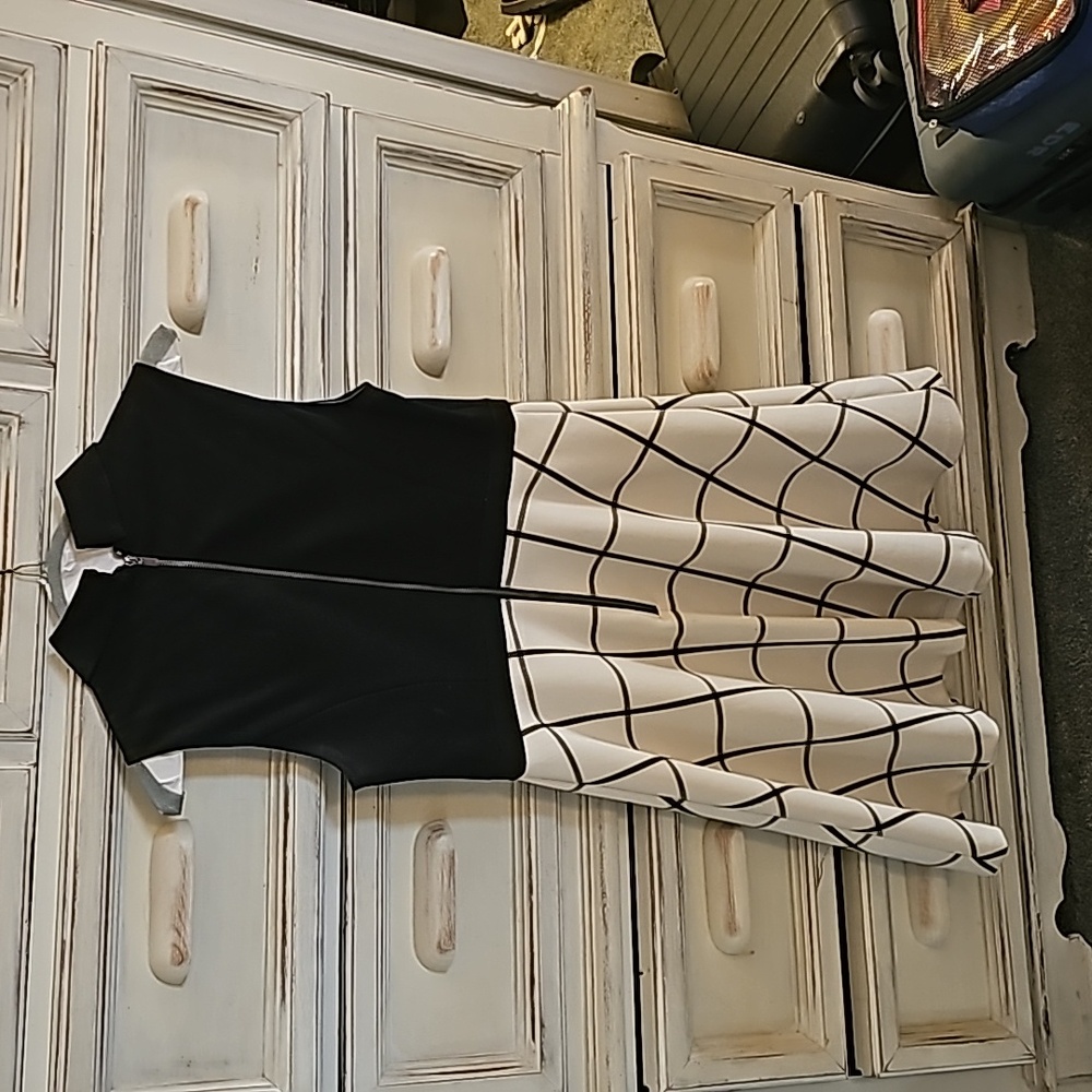 Ann Taylor Loft dress - Picture 3 of 3